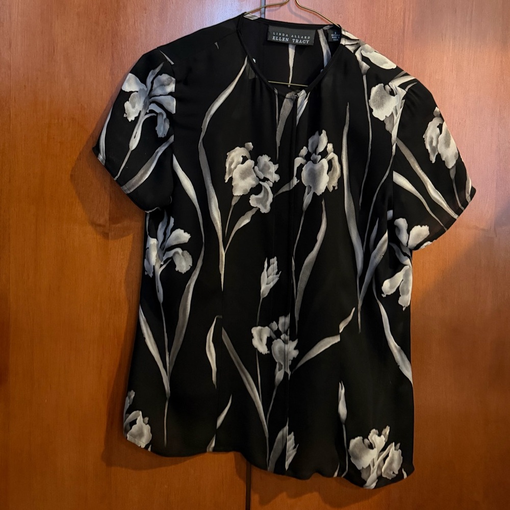 Ellen Tracy Black and White Floral Blouse